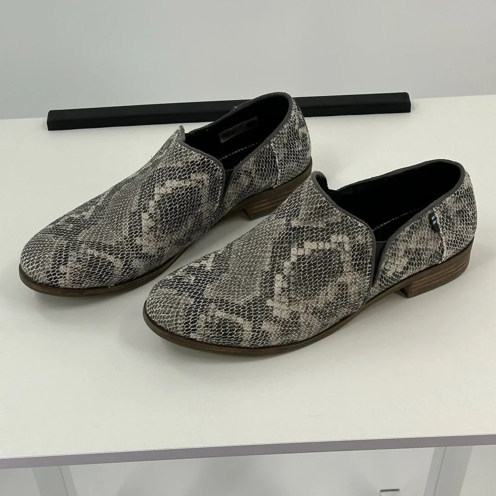 Toms lightweight slip